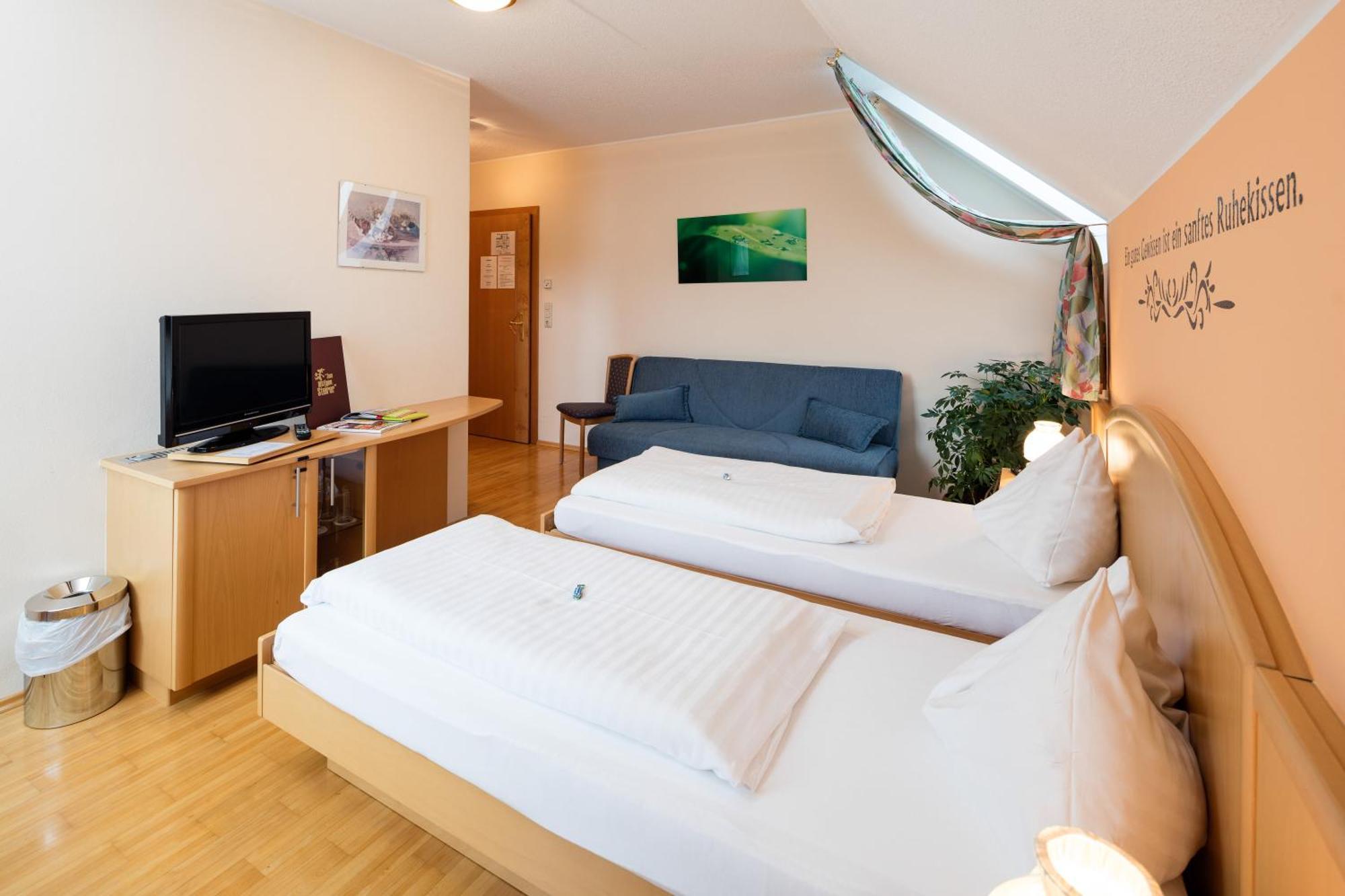 Gasthaus Pension Zum Lustigen Steirer Bruck an der Mur Habitación foto